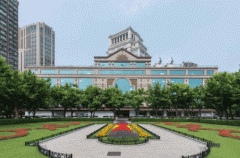 <b>外立面采用高质量</b>